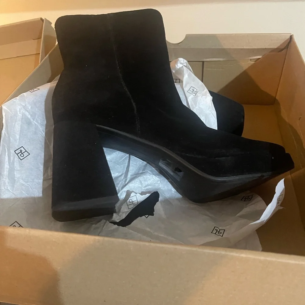 Dolce vita suede leather platform boots nib 8.5m